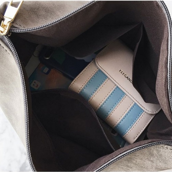 Helsinki Leather Shoulder Bag - Picture 8 of 8